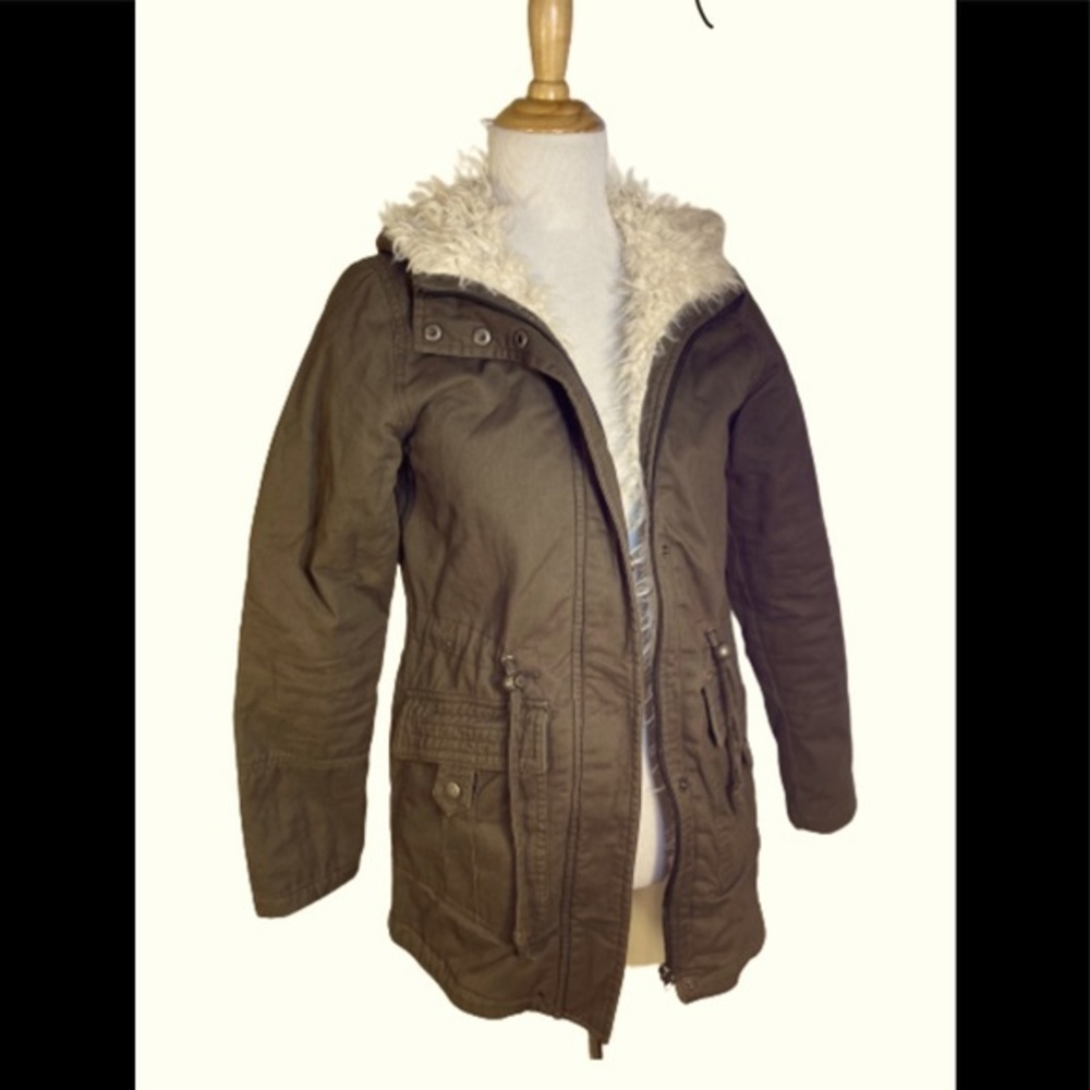 Maralyn & Me Faux-Fur-Trim Hooded Coat